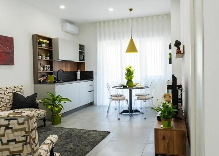 Donna Iole Apartment